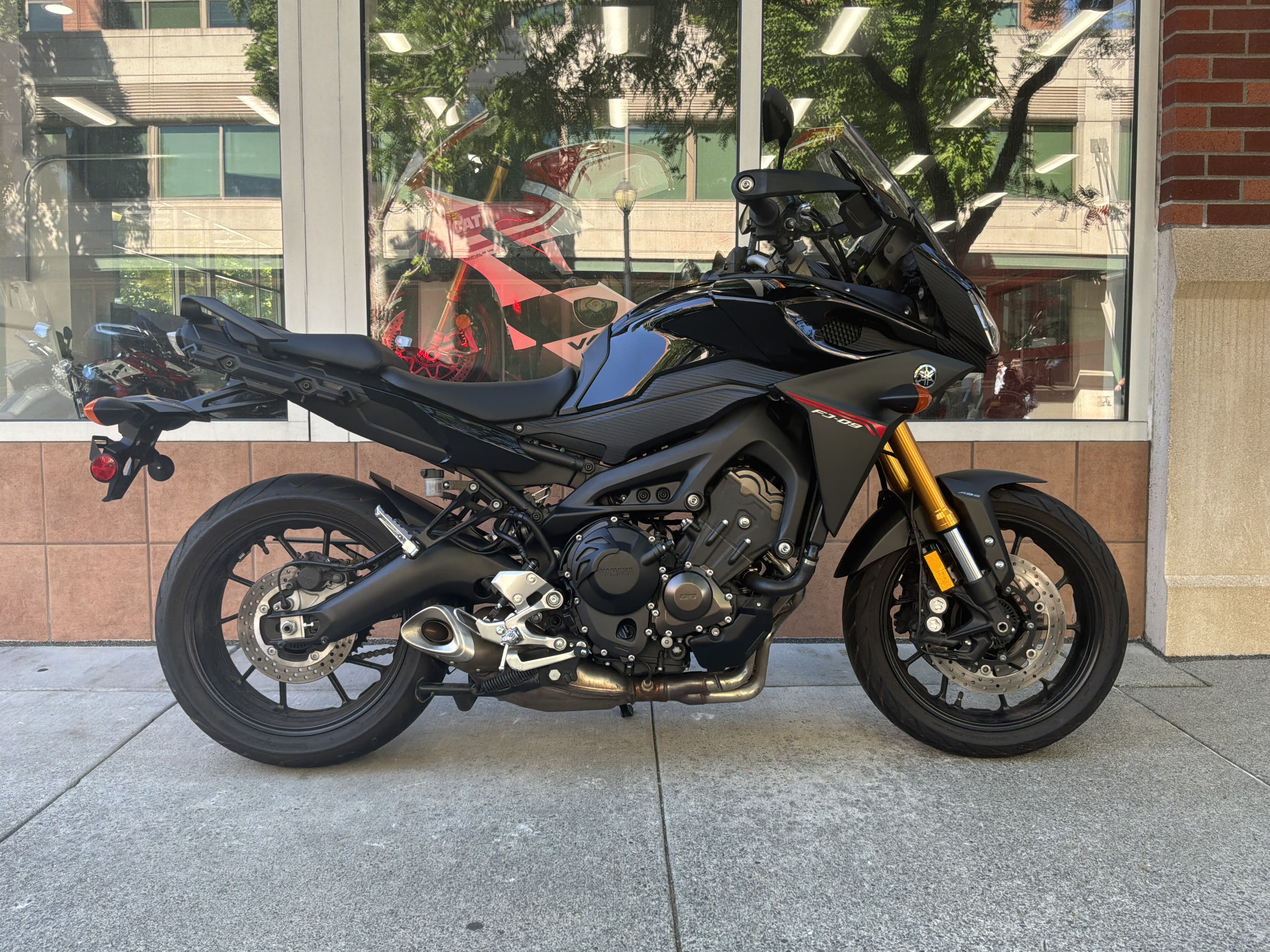 2016 Yamaha FJ-09 in Redmond, WA