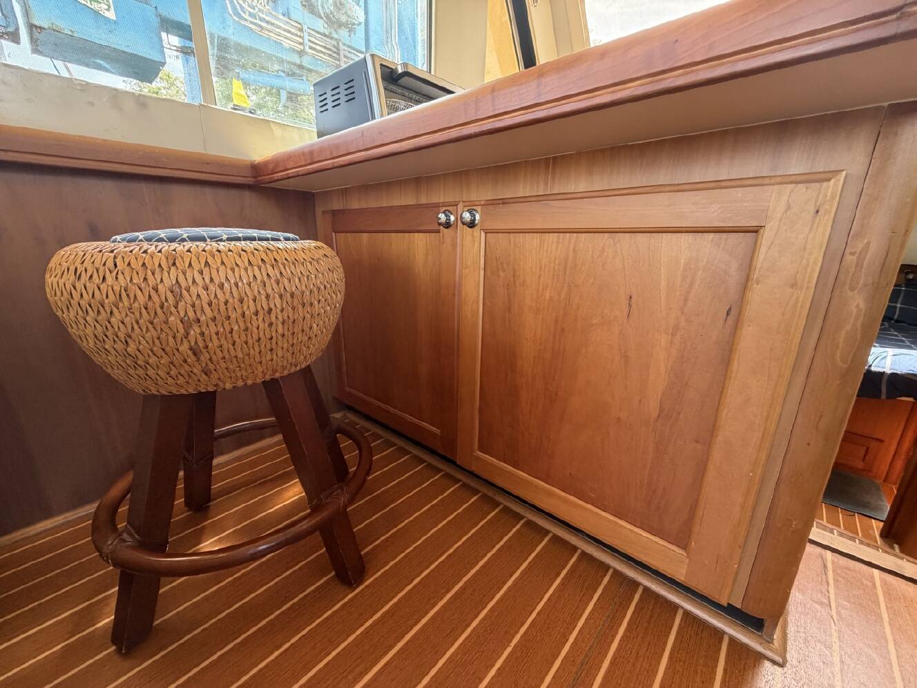 A photo of this 2006 Mainship 34 Trawler