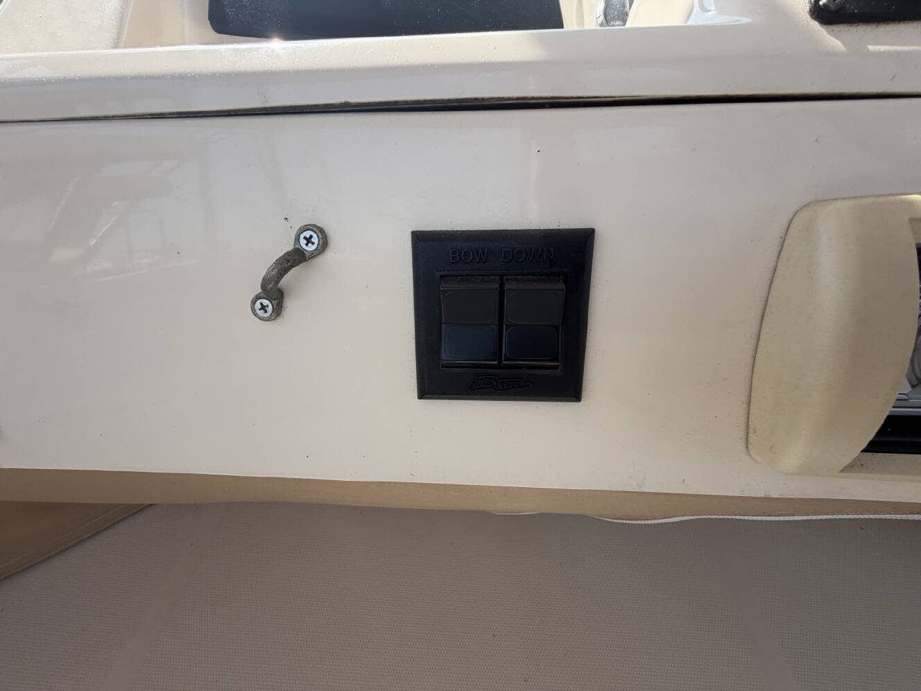 A photo of this 2006 Mainship 34 Trawler