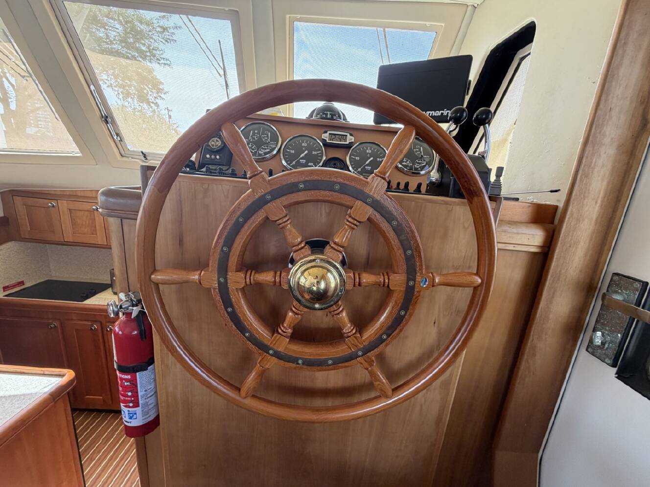 A photo of this 2006 Mainship 34 Trawler
