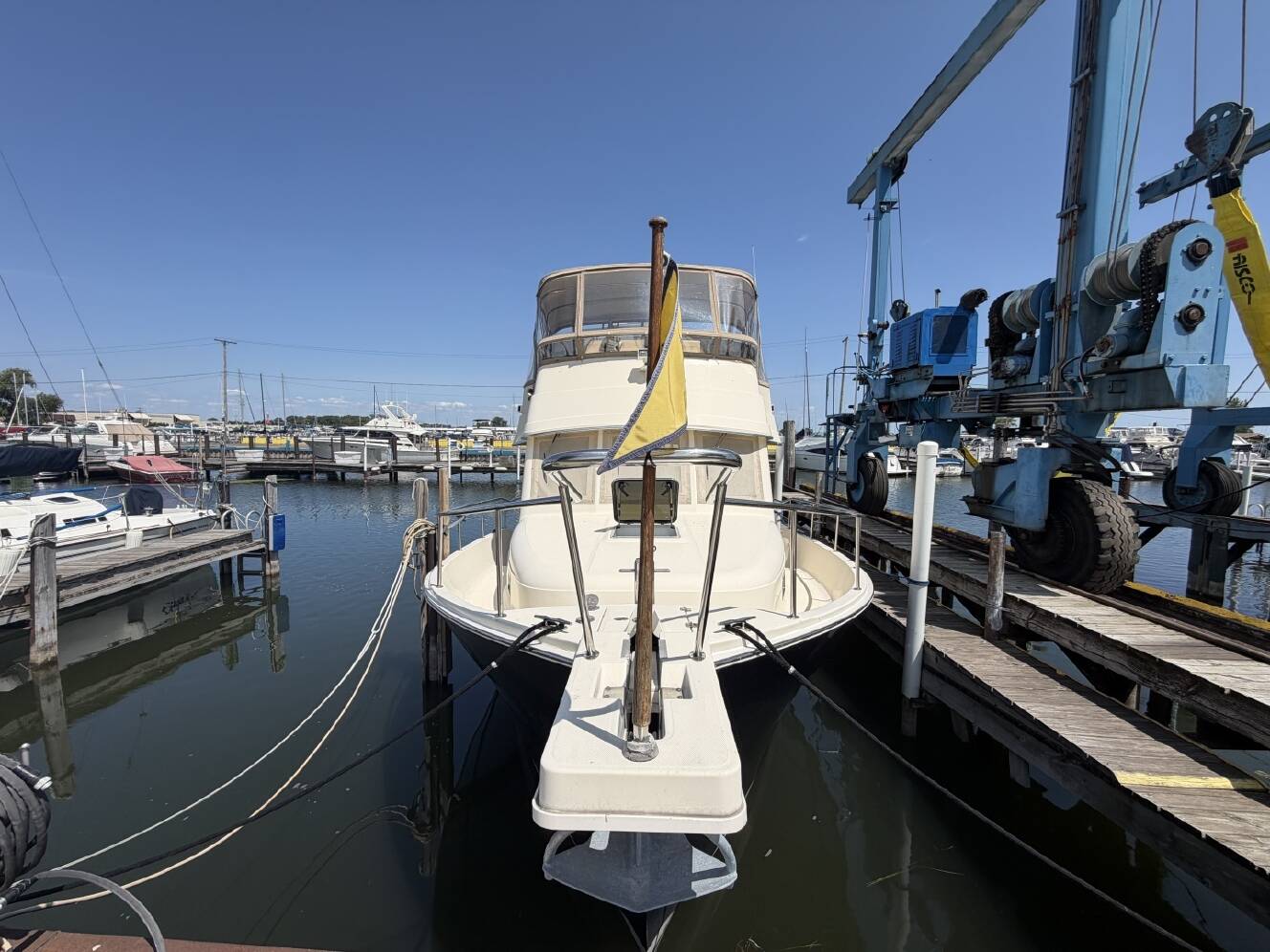 A photo of this 2006 Mainship 34 Trawler
