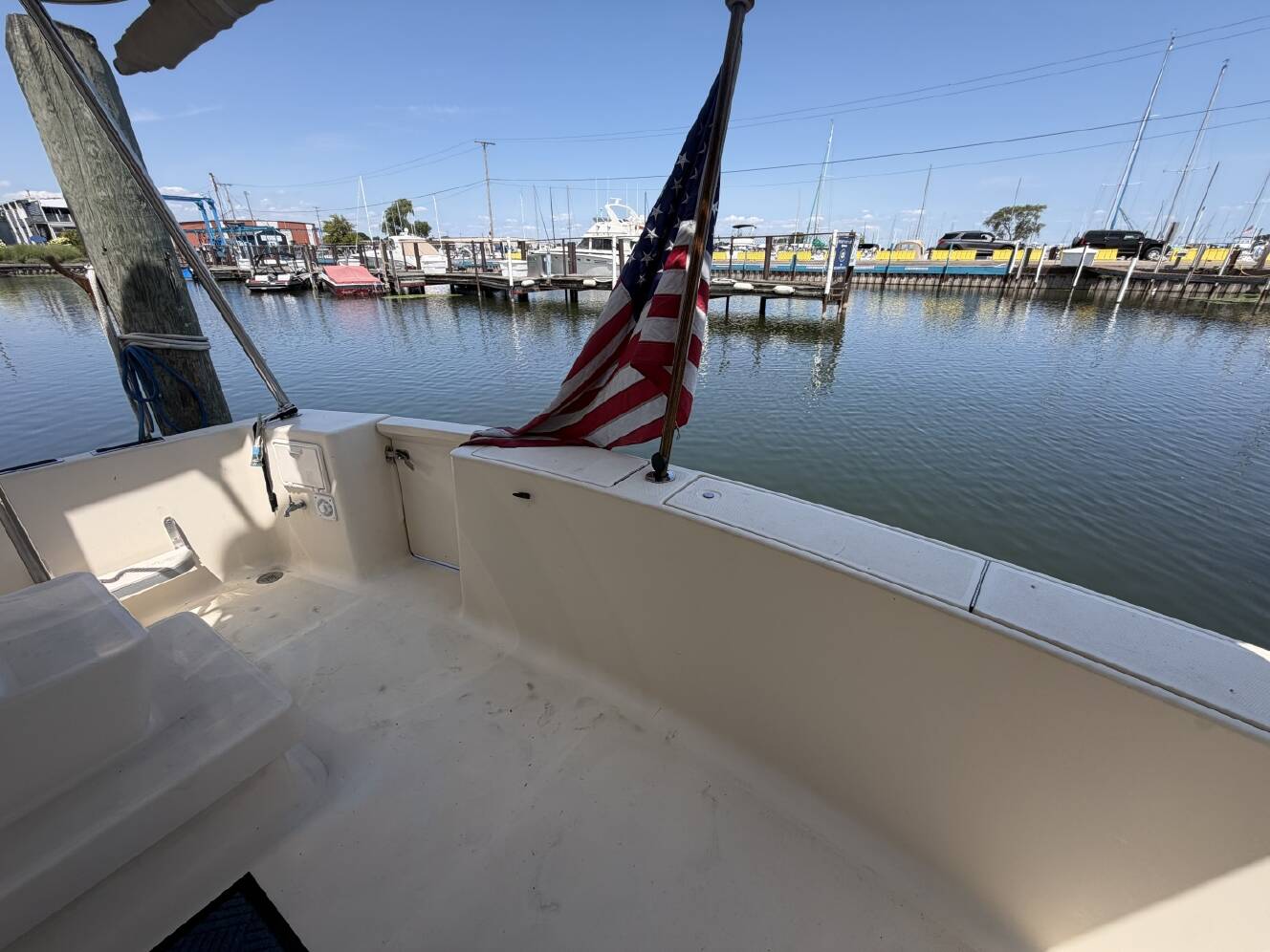 A photo of this 2006 Mainship 34 Trawler