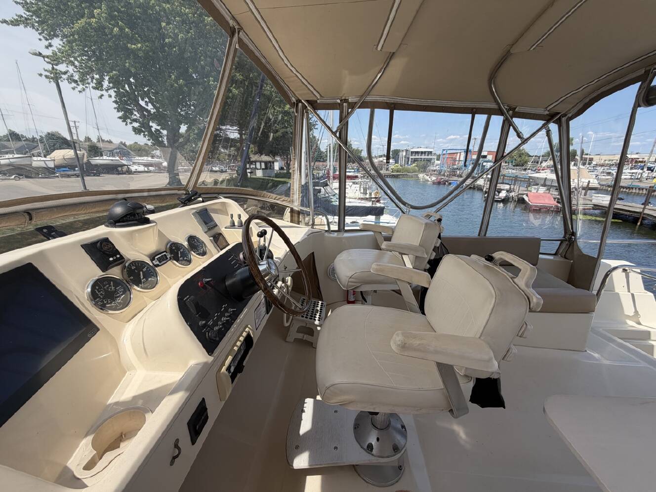 A photo of this 2006 Mainship 34 Trawler