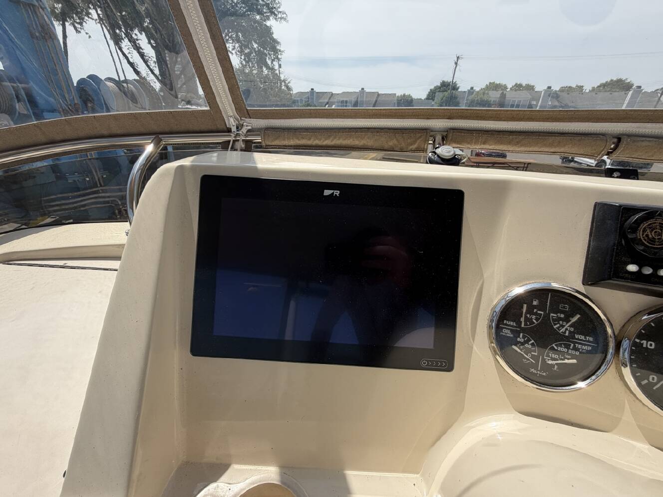 A photo of this 2006 Mainship 34 Trawler