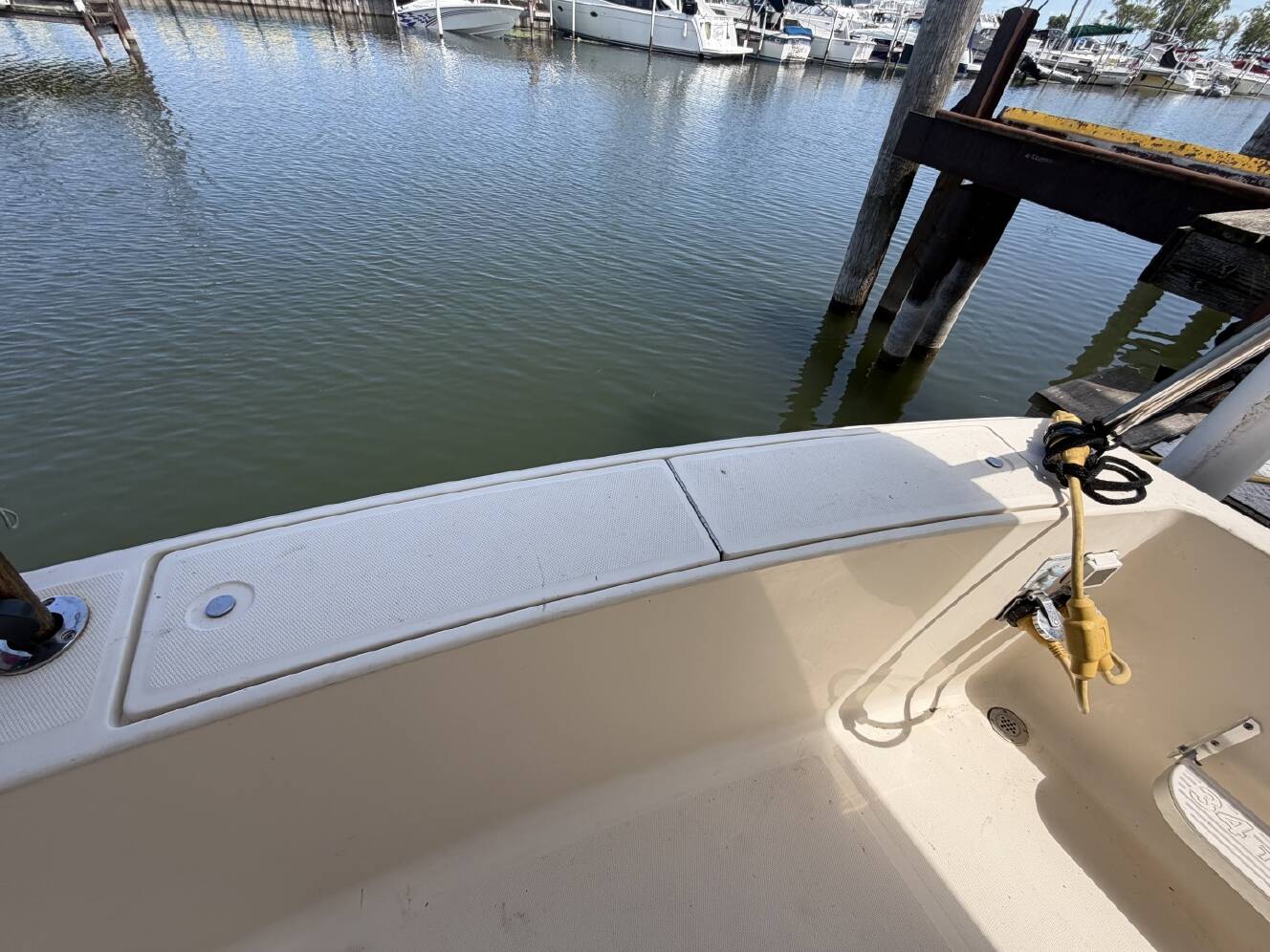 A photo of this 2006 Mainship 34 Trawler