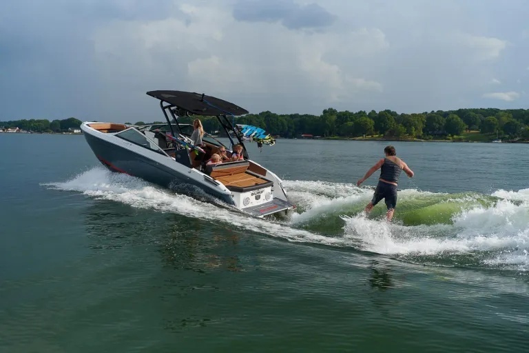 2027 Cobalt R4 Surf in wolfeboro NH