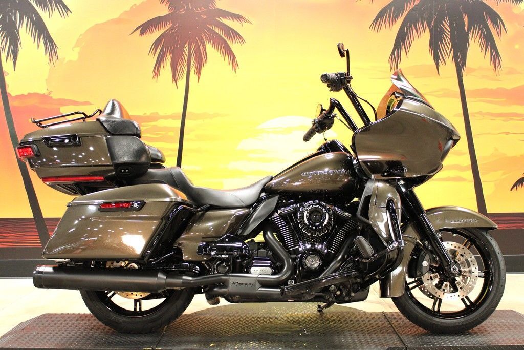 2020 Harley-Davidson® FLTRK - Road Glide® Limited LIMITED in Ormond Beach, FL
