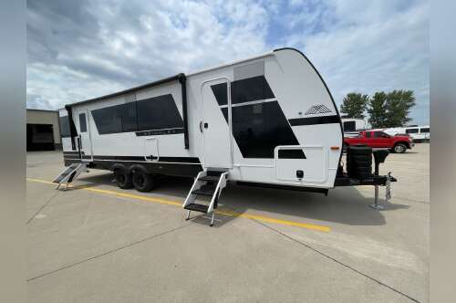 2027 Brinkley Rv MODEL I 294 in blue grass IA