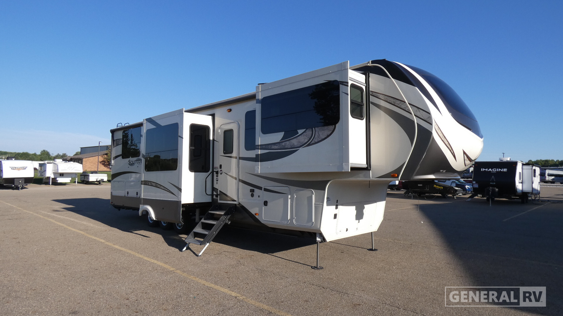 2018 Grand Design SOLITUDE 374TH in north canton OH
