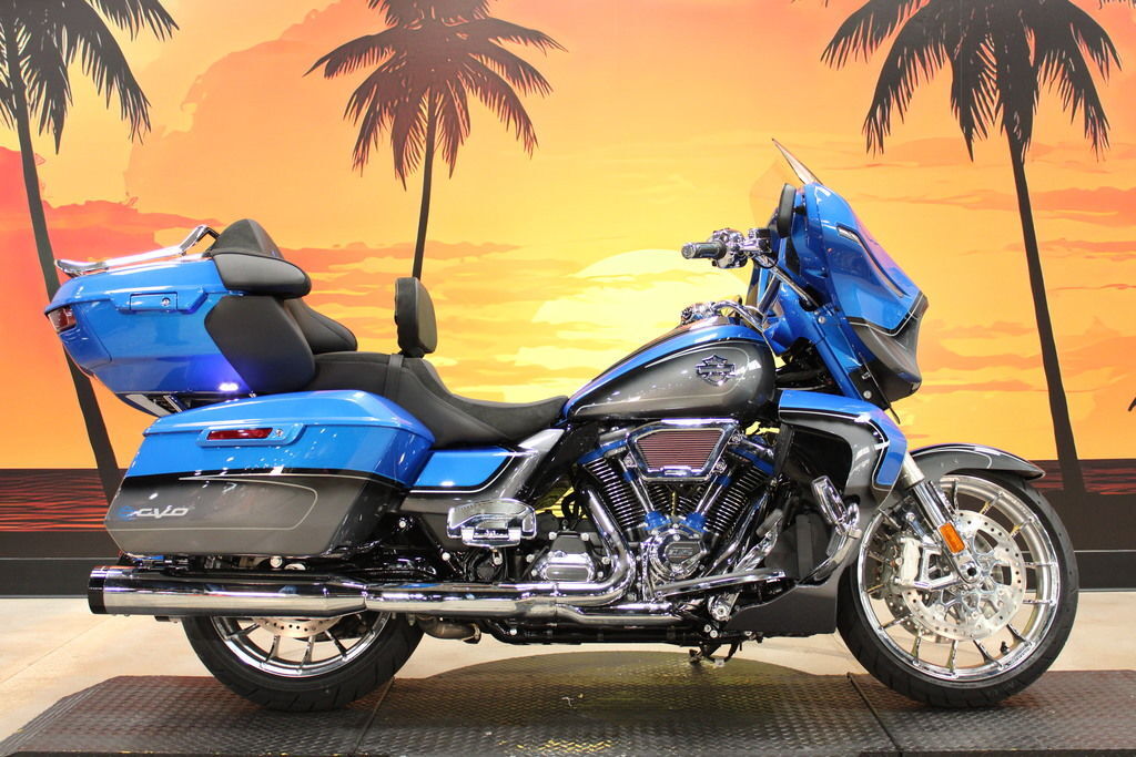 2026 Harley-Davidson® FLHXLSE - CVO Street Glide® Limited CVO LIMITED in Ormond Beach, FL