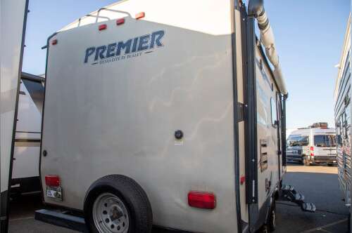2015 Keystone Rv Premier Travel Trailer Premier 19FBPR in union gap WA