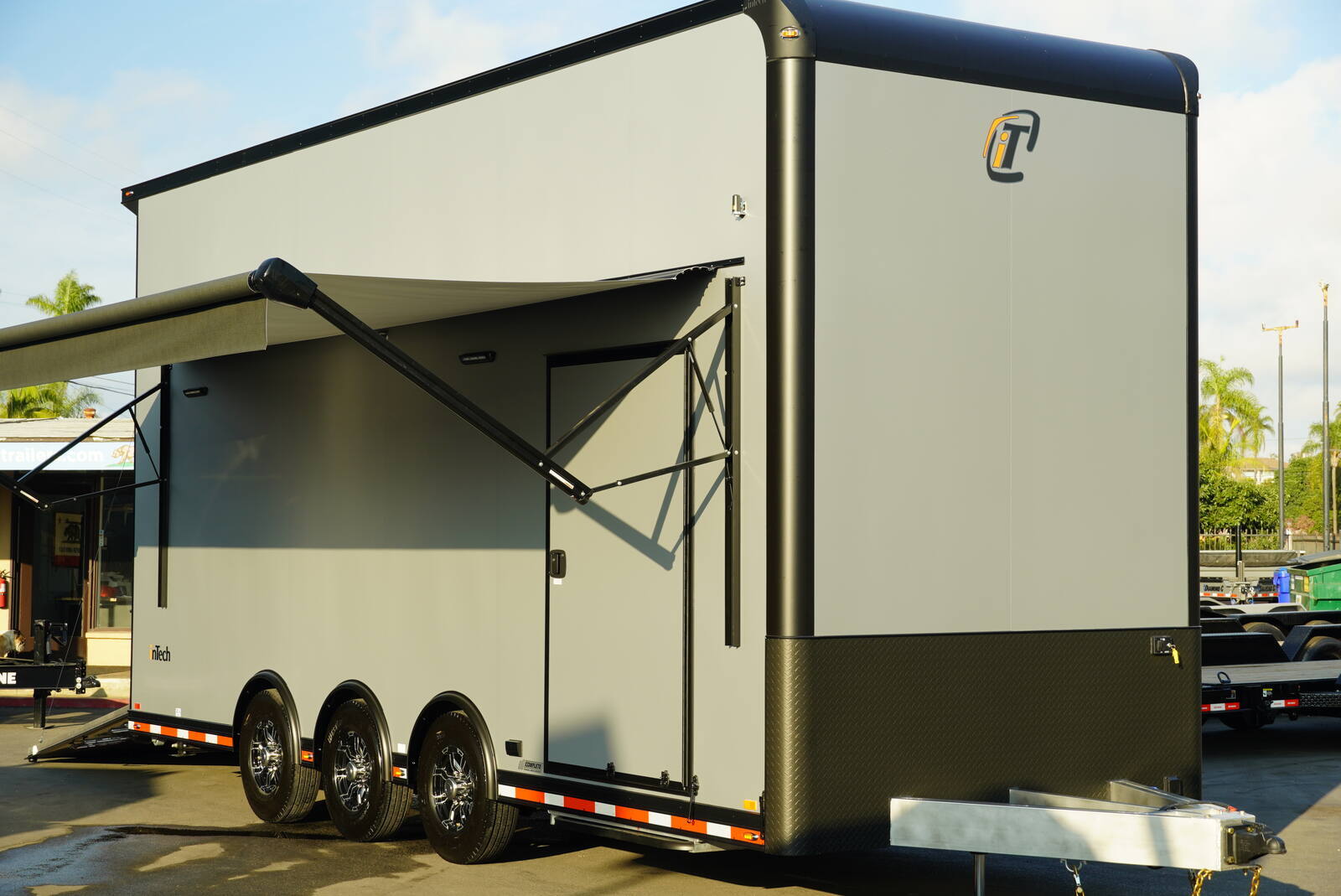 2025 INTECH TRAILERS 24' Belly Lift Stacker in Oceanside, CA