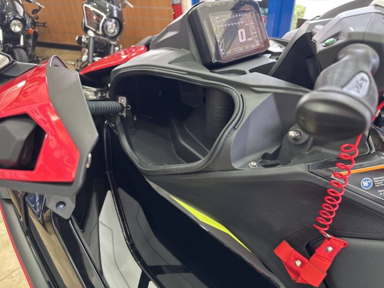 A photo of this 2025 Kawasaki Ultra® 310X