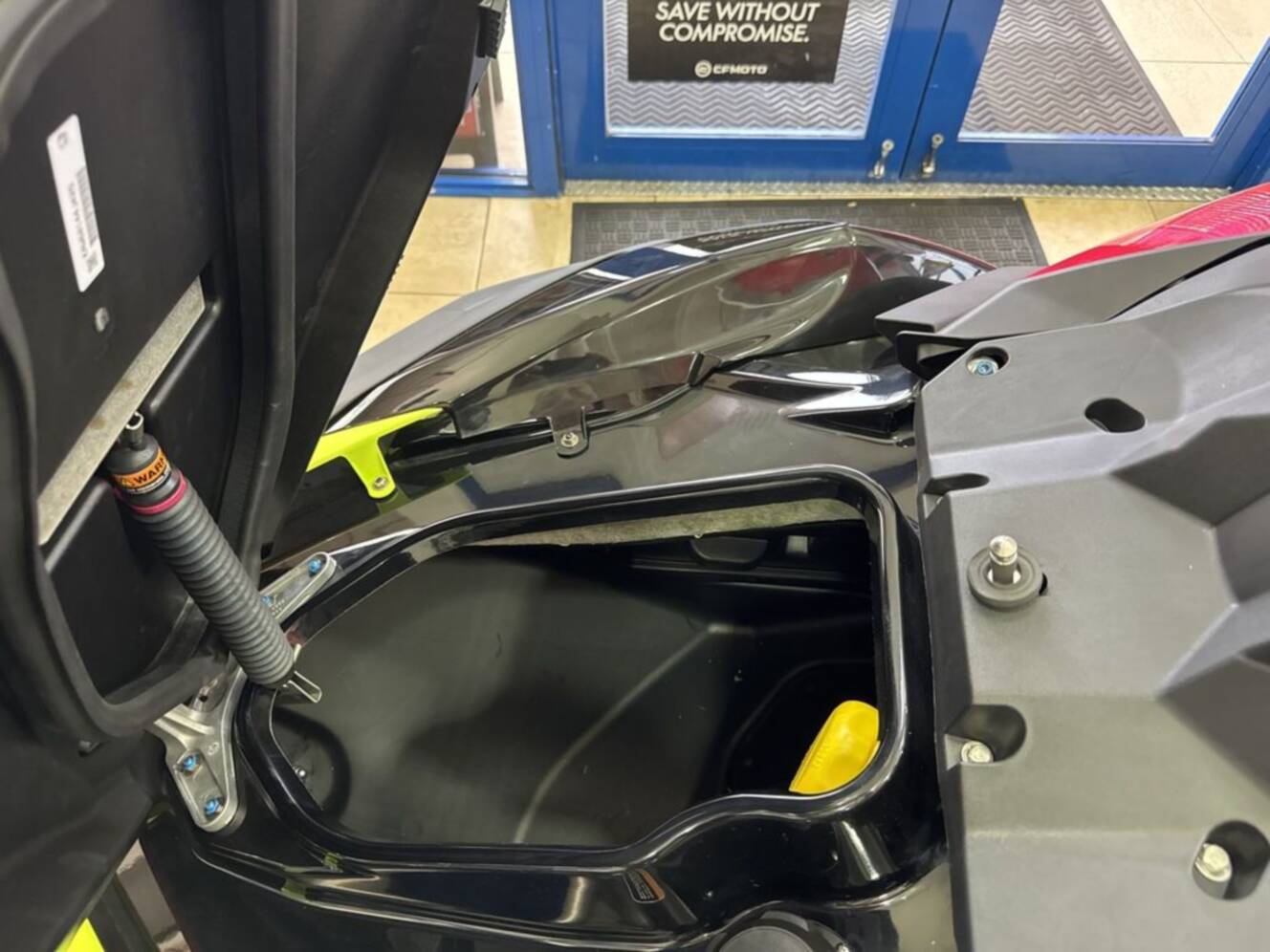 A photo of this 2025 Kawasaki Ultra® 310X