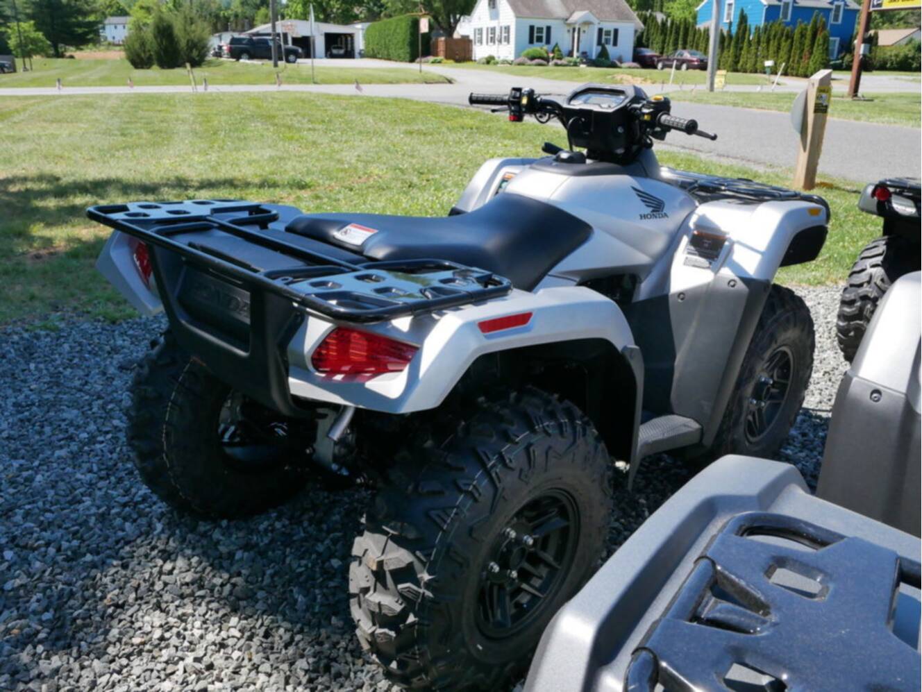 A photo of this 2026 Honda® FourTrax Rubicon 700 4x4 Automatic Matte Silver