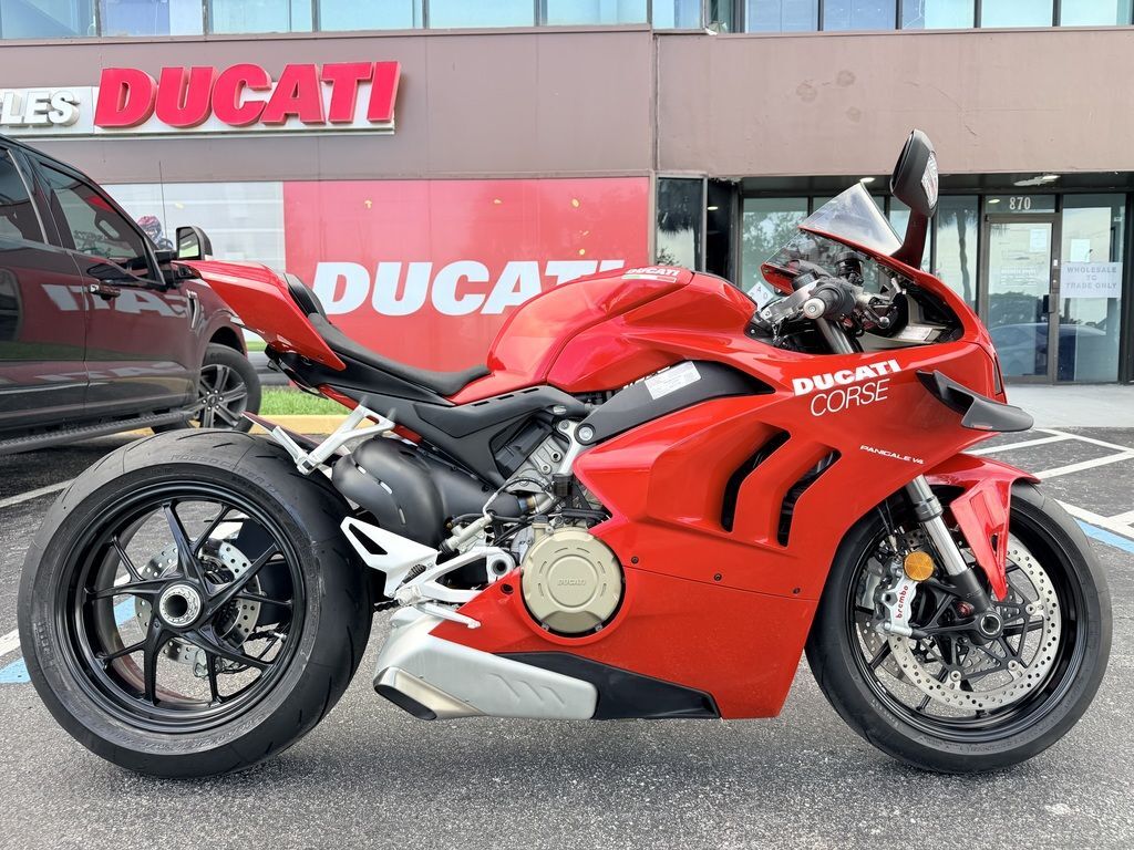2021 Ducati Panigale V4 Ducati Red V4 in Miami, FL