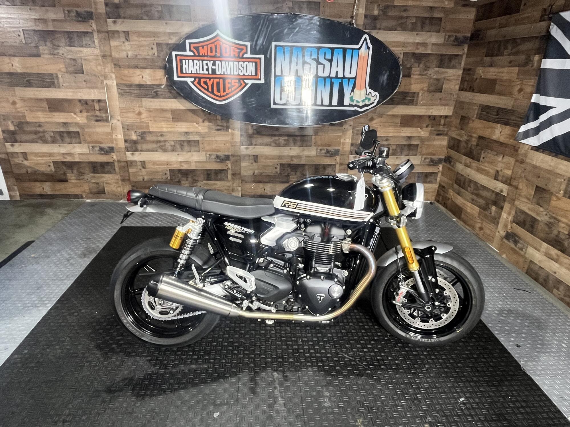 2025 Triumph Speed Twin 1200 RS BASE in Bellmore, NY
