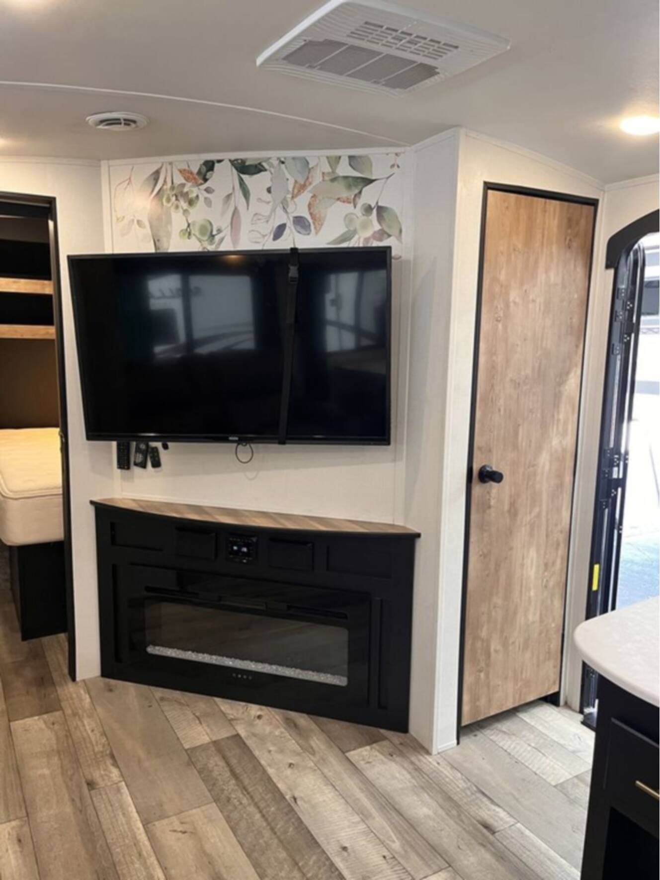 A photo of this 2022 Keystone Rv Springdale 295BH