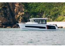 Jeanneau TH33 Preview image
