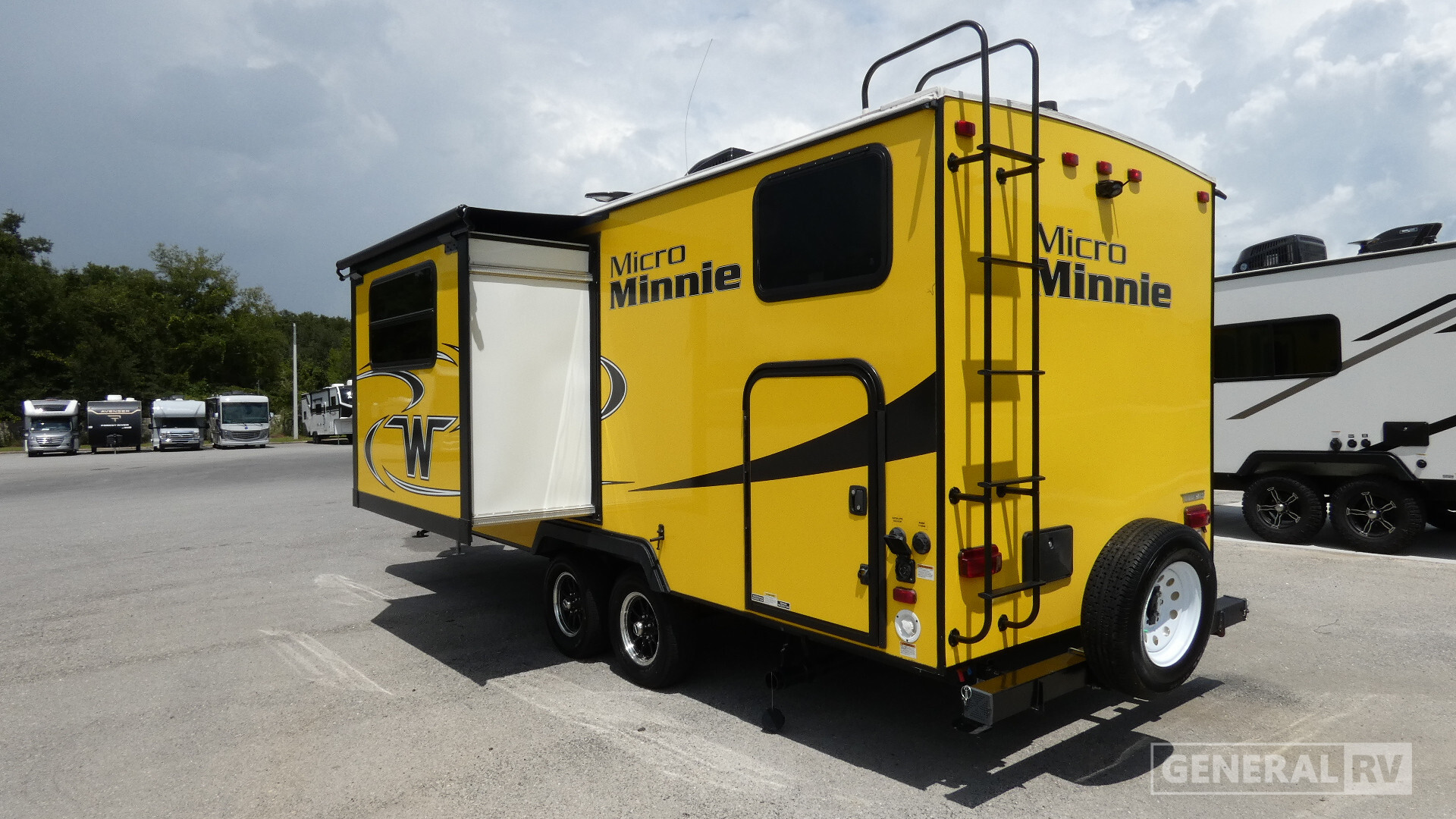 2019 Winnebago MICRO MINNIE 2306BHS in ocala FL