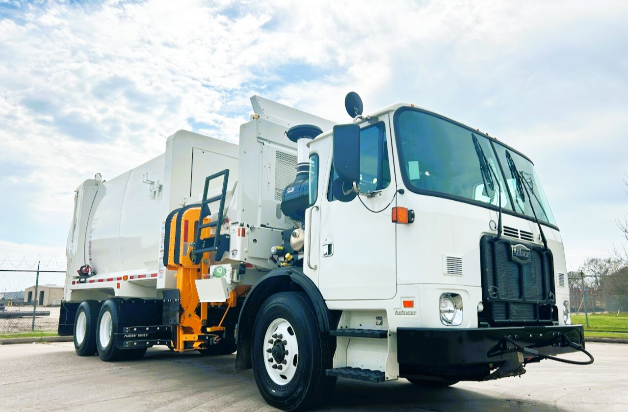 2024 Autocar 6X4 in Houston, TX
