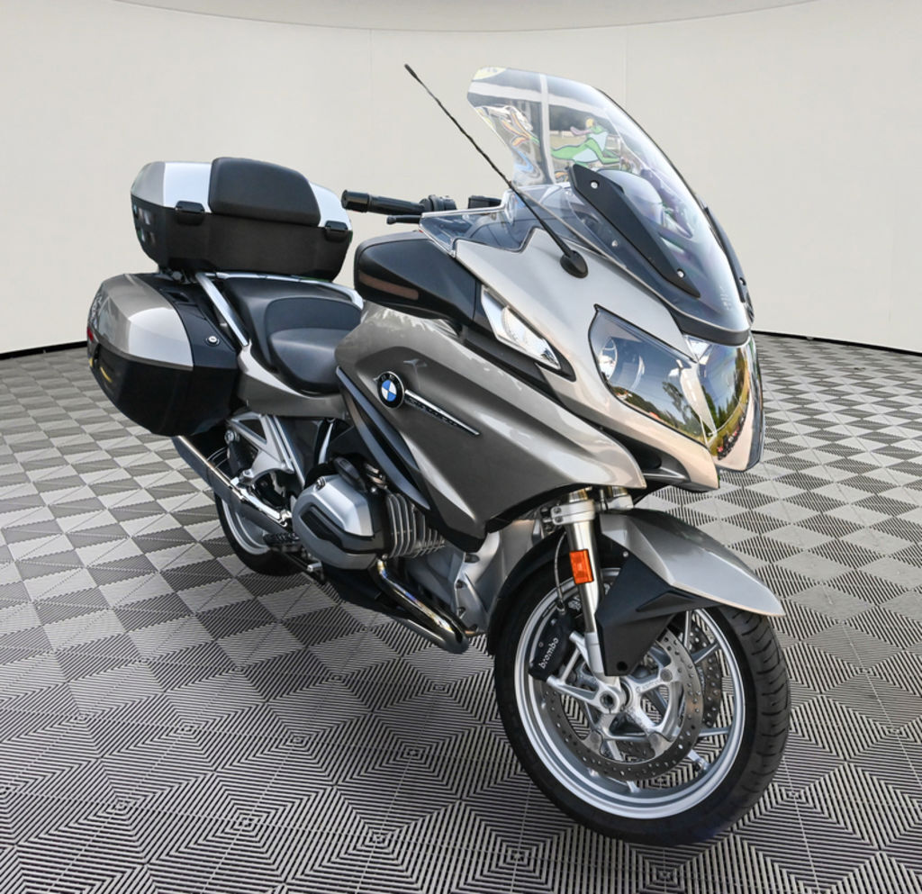2016 BMW R 1200 RT Platinum Bronze Metallic in Hendersonville, NC