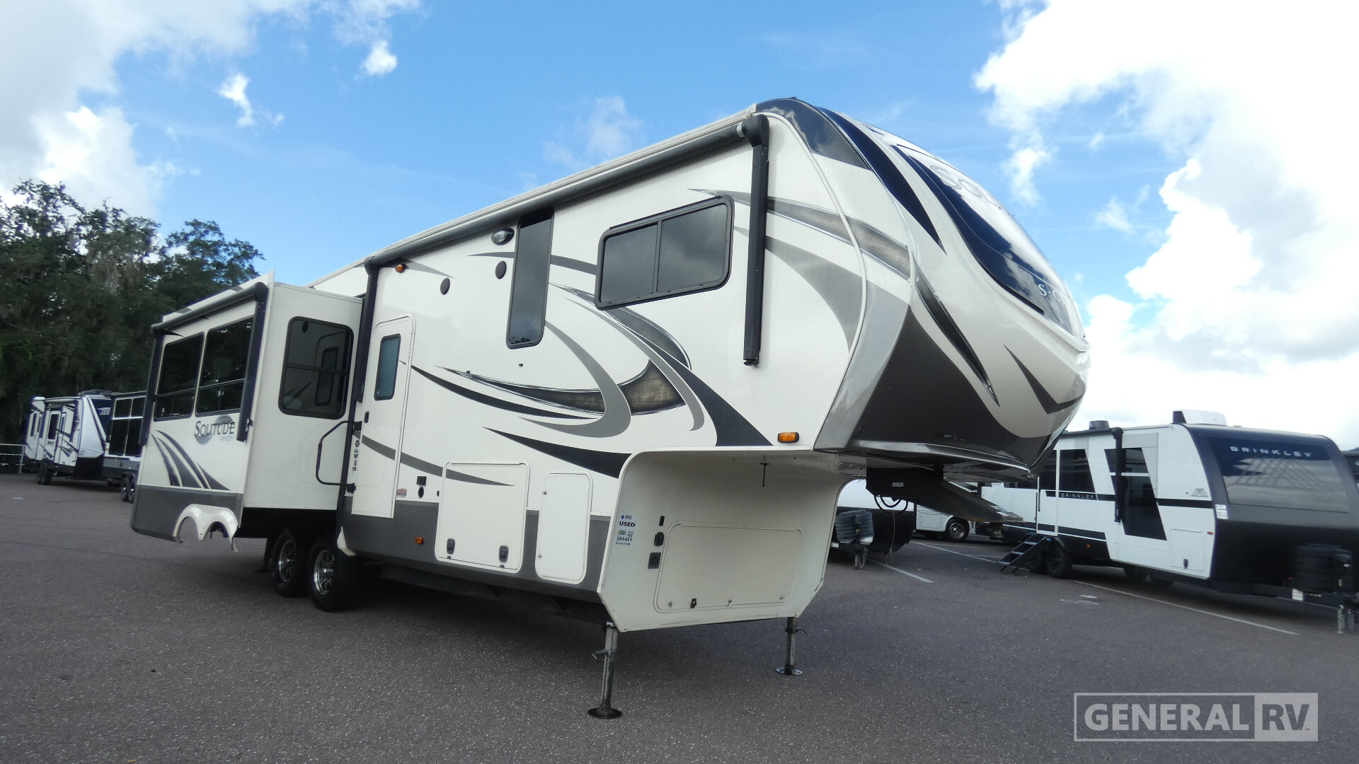 2019 Grand Design SOLITUDE S CLASS 2930RL in dover FL
