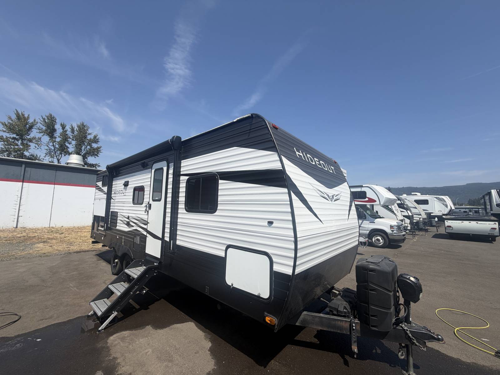 2021 Keystone Rv Hideout 24BHWE in coburg OR