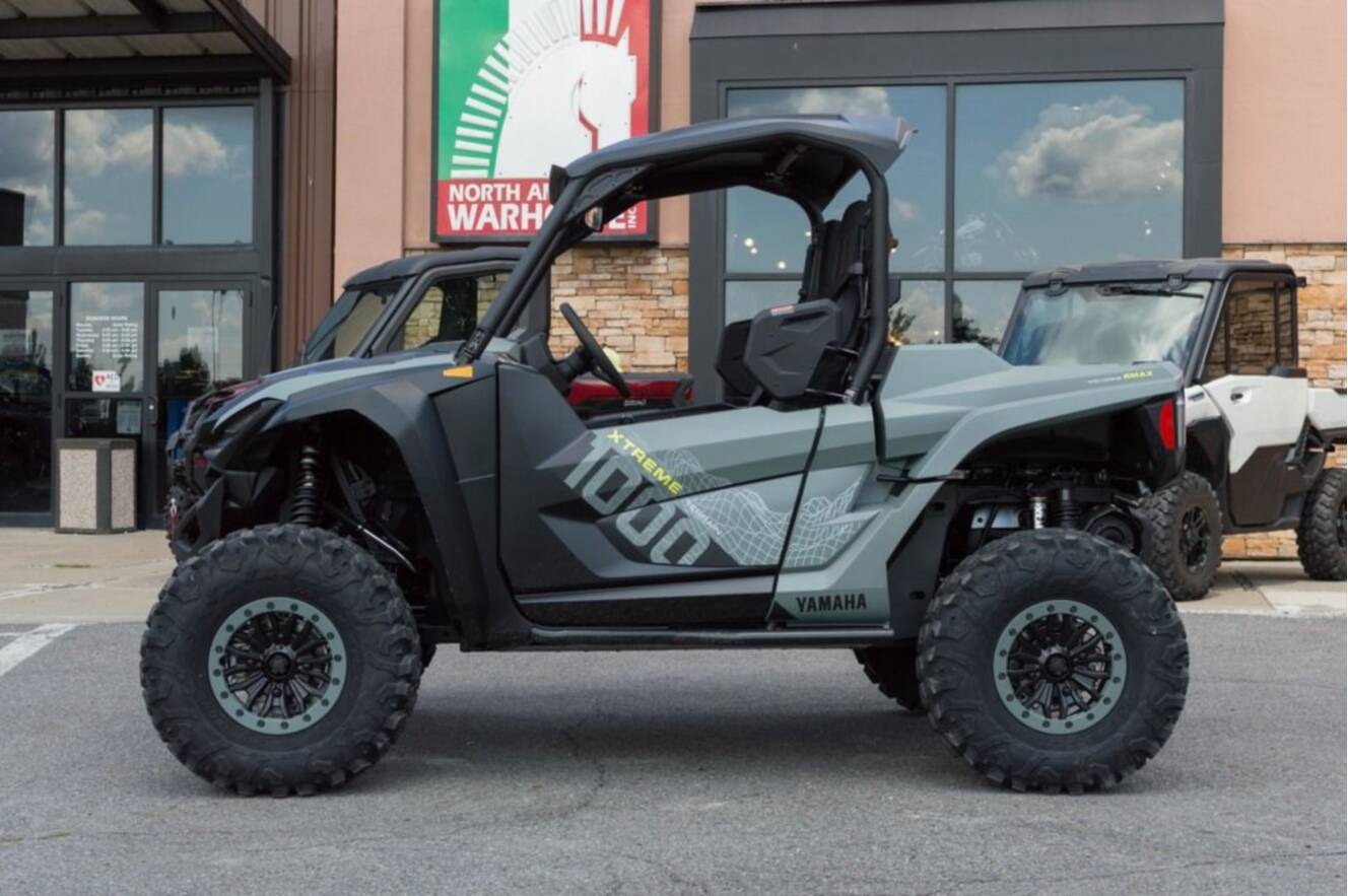 A photo of this 2026 Yamaha Wolverine Rmax2 1000 Xt-R