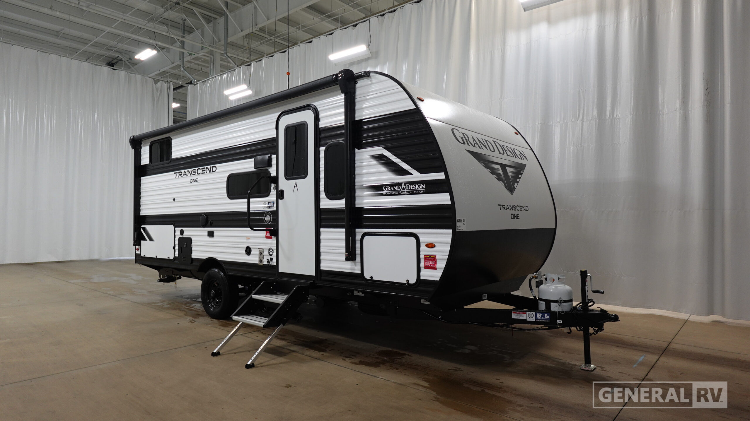2027 Grand Design TRANSCEND-ONE 161BH in south weber UT