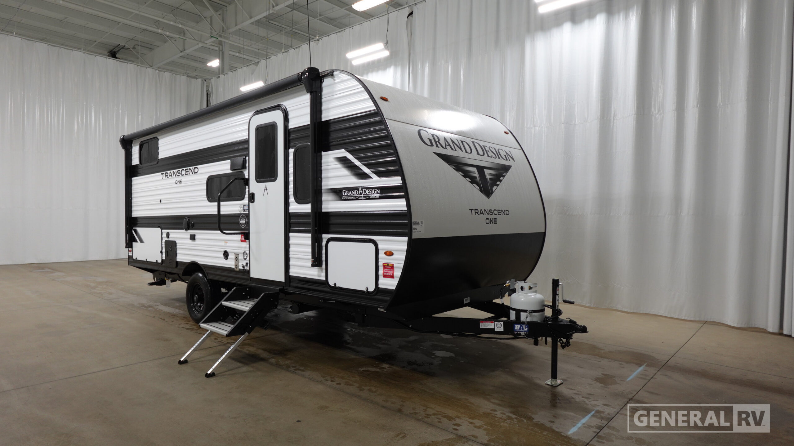 2027 Grand Design TRANSCEND-ONE 161BH in birch run MI