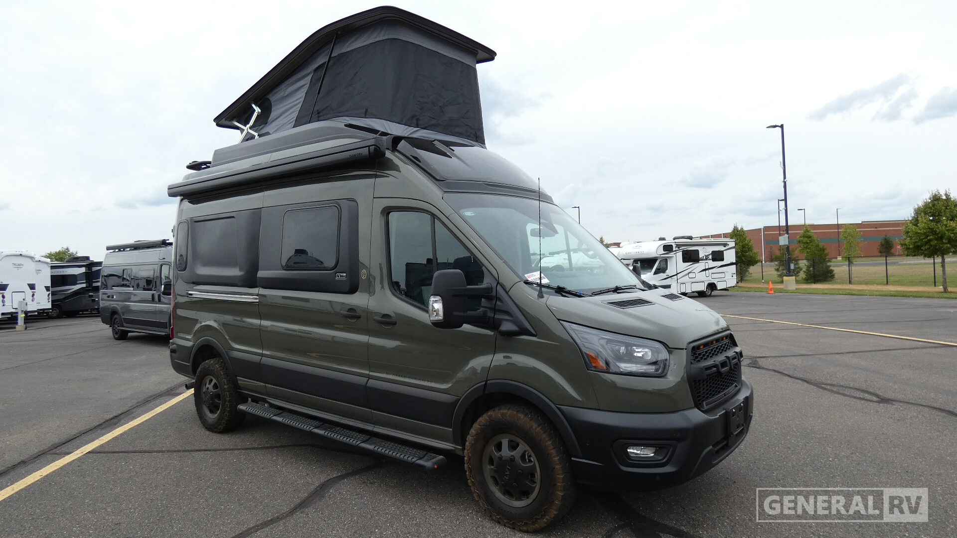 2027 Grand Design LINEAGE LVT1 RV
