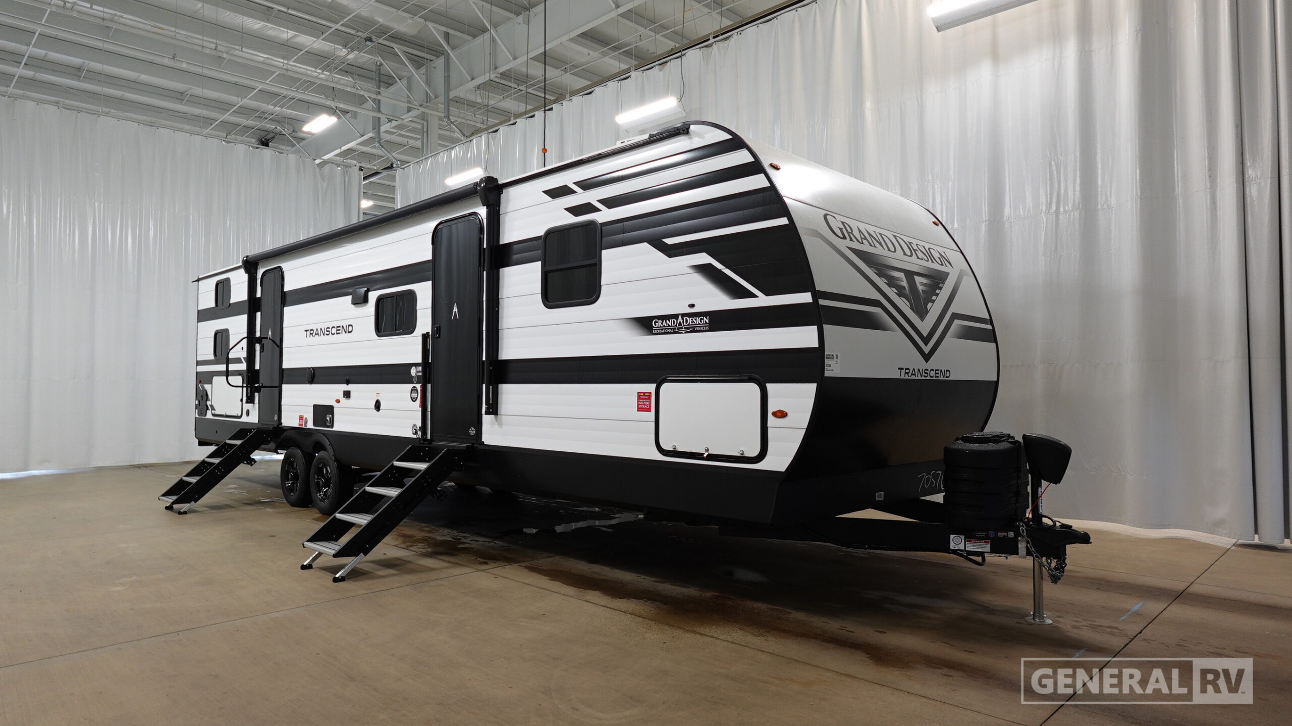 2027 Grand Design TRANSCEND 325BHT in fort pierce FL