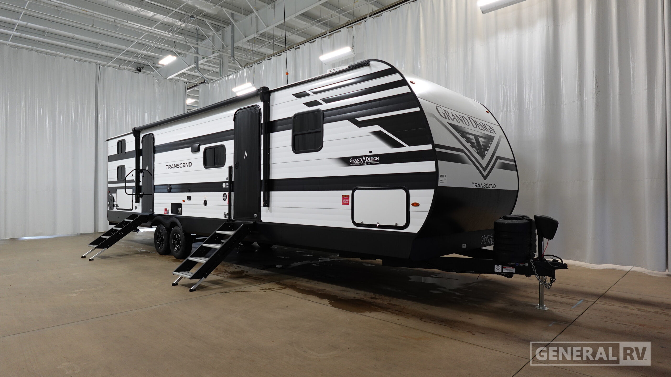 2027 Grand Design TRANSCEND 325BHT in orange park FL