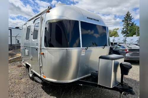 2020 Airstream Bambi 16RB in junction city OR
