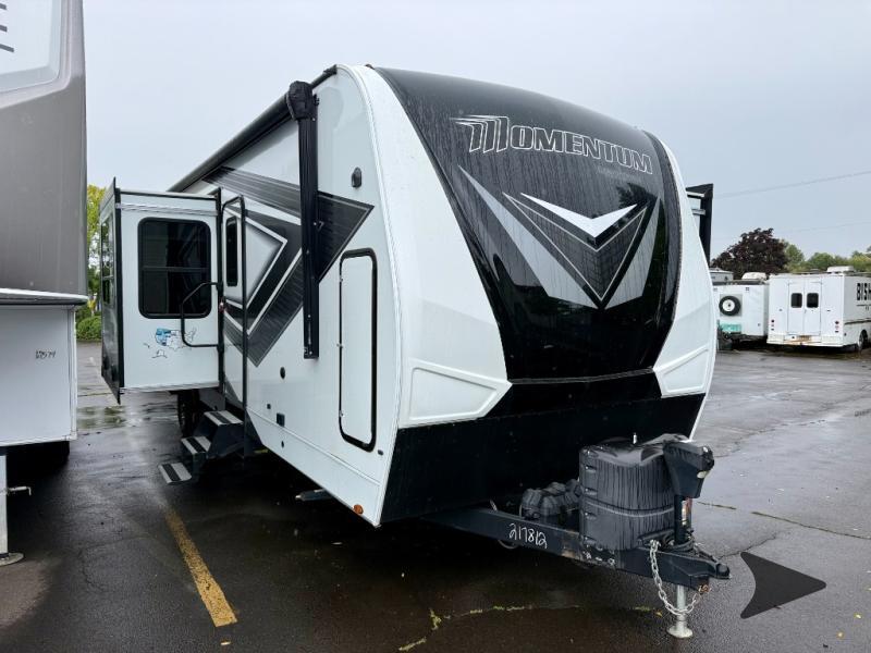 2022 Grand Design Momentum 29G in junction city OR