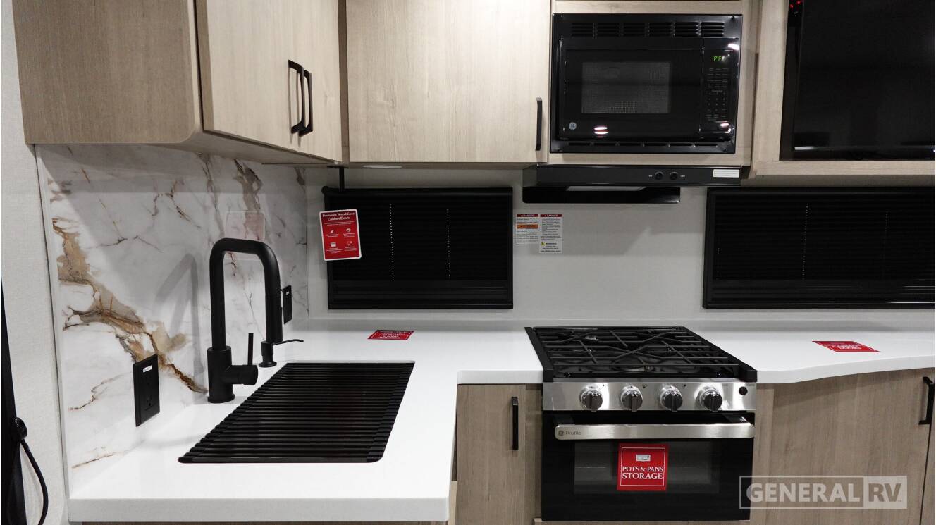 A photo of this 2026 Grand Design IMAGINE 2500RL