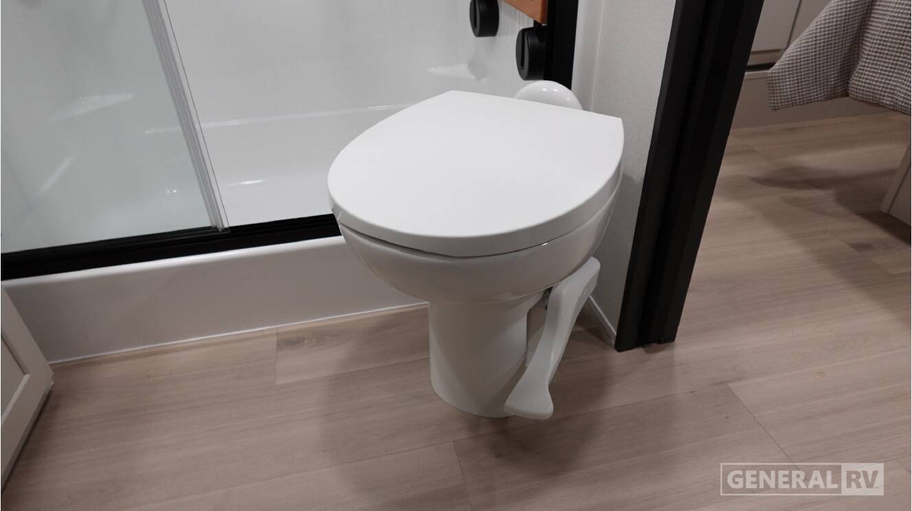 A photo of this 2026 Grand Design MOMENTUM 392M