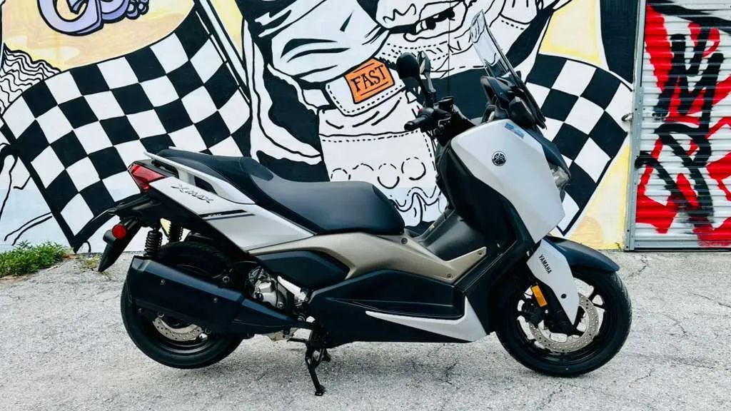 2024 Yamaha XMAX in Miami, FL