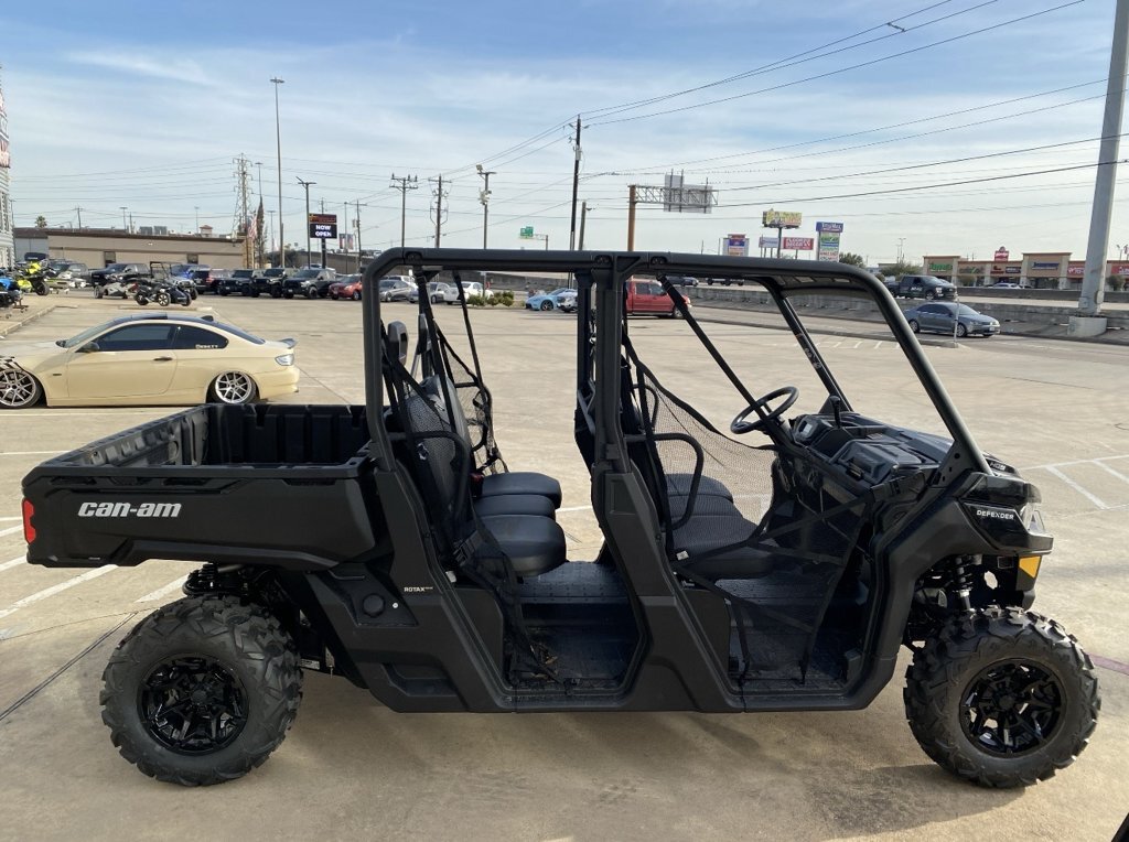 2026 Can-Am SSV DEF MAX DPS 62 HD9 BK 26 DPS HD9 DPS HD9 in Houtson, TX