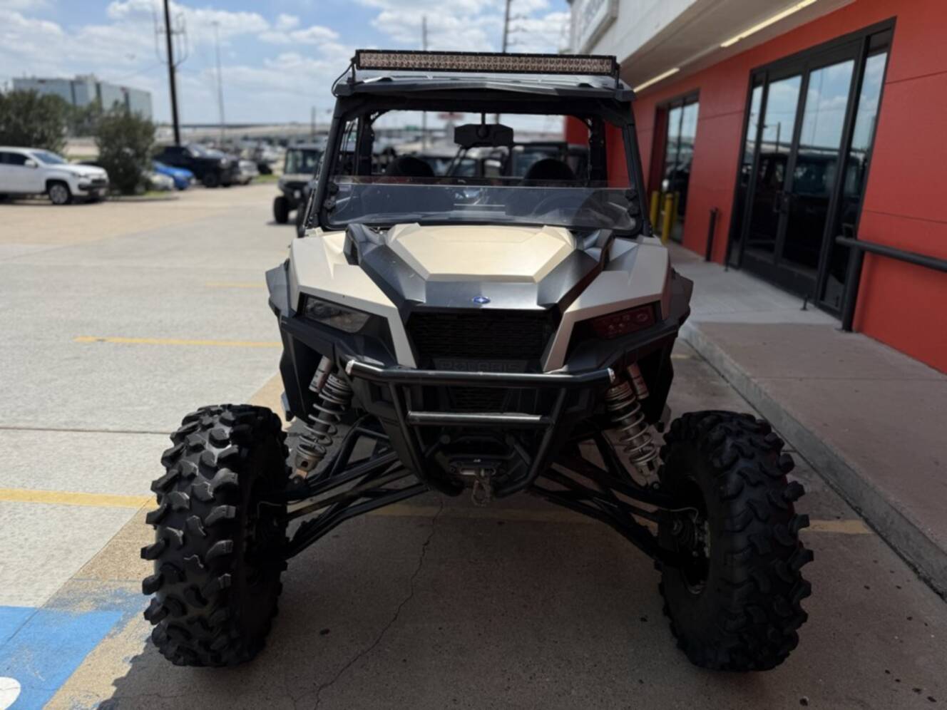 A photo of this 2024 Polaris GENERAL XP 1000 PREMIUM M SILVER QUARTZ