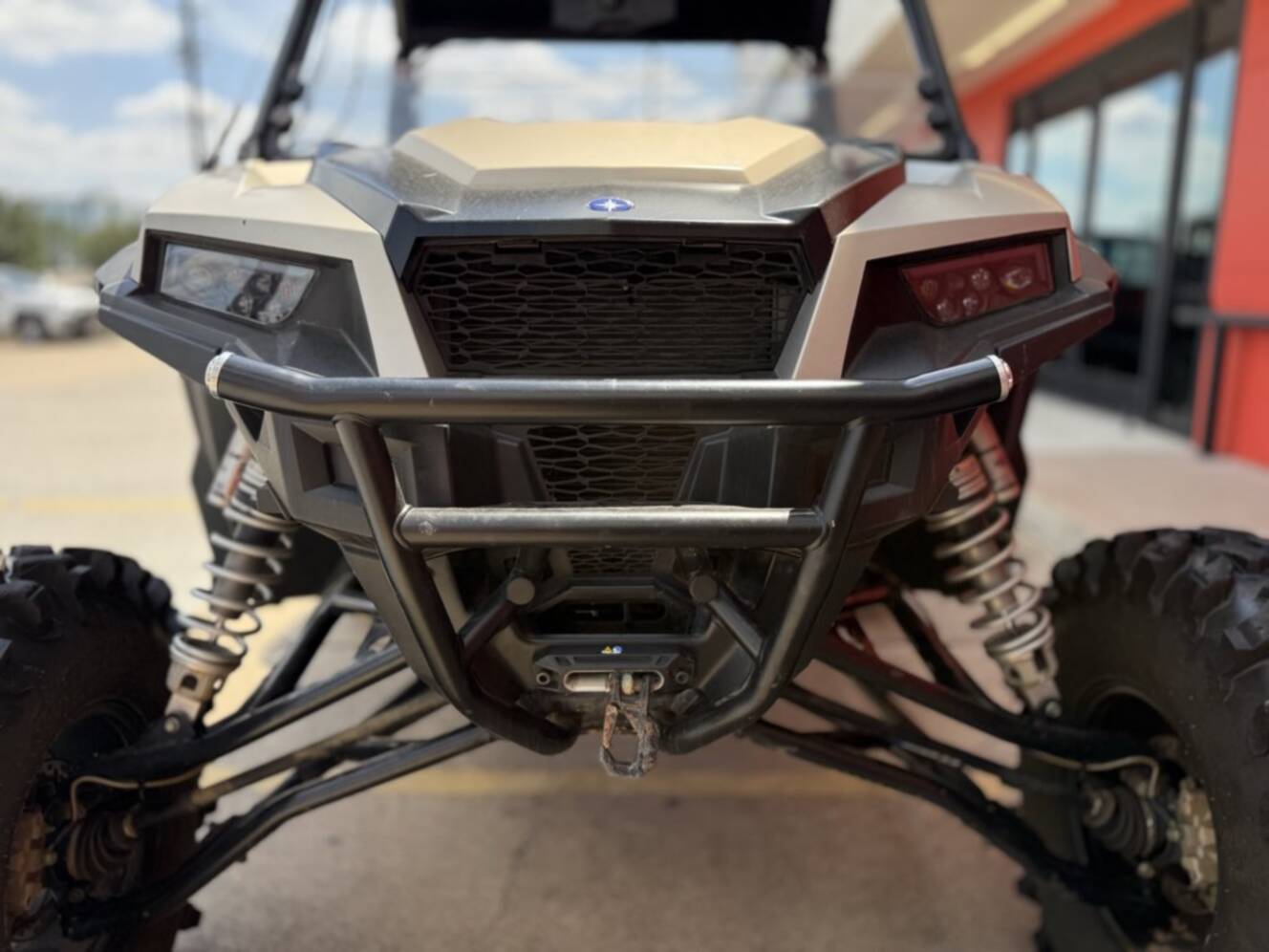 A photo of this 2024 Polaris GENERAL XP 1000 PREMIUM M SILVER QUARTZ