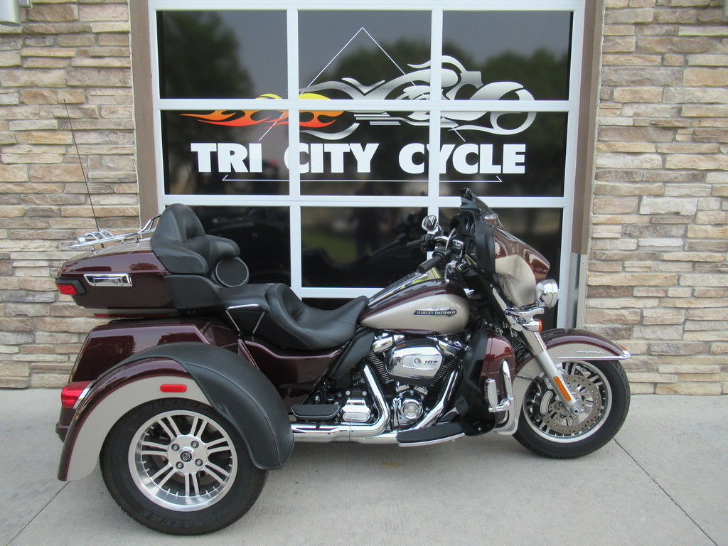2018 Harley-Davidson® FLHTCUTG - Tri Glide® Ultra ULTRA CLASSIC in Loveland, CO