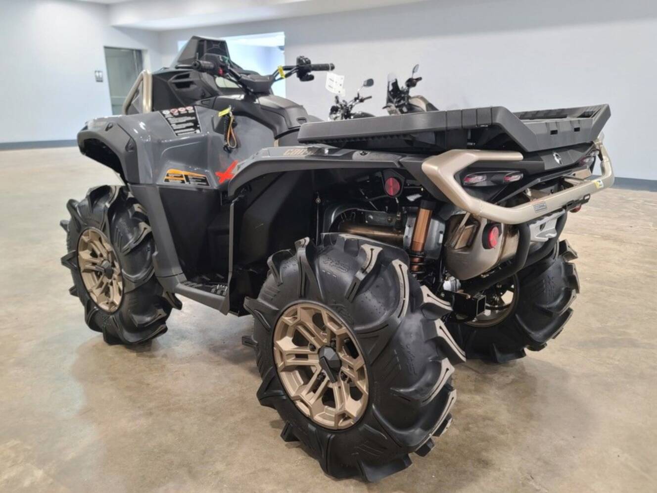 A photo of this 2026 Can-Am Outlander X mr 850