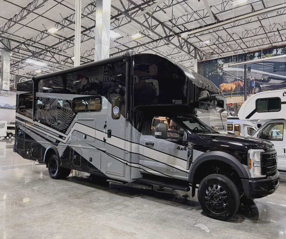 2027 Thor Motor Coach MAGNITUDE Z30-M in west sacramento CA