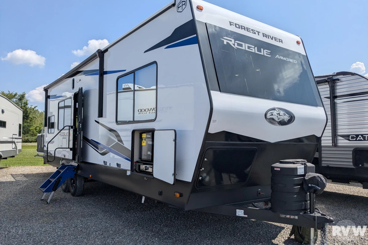 2026 Forest River Rogue Armored 26L140 in delaware OH