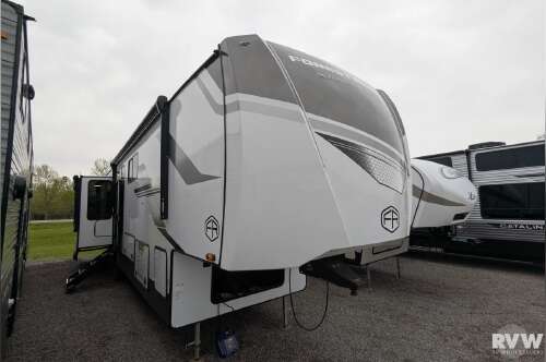 2026 Forest River Sandpiper 3900HBLR in lakeview OH