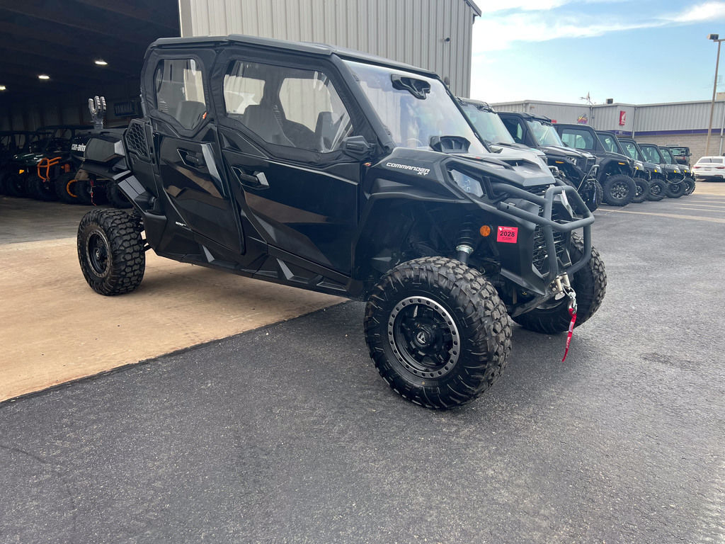 2024 Can-Am Commander MAX XT 1000R in richland center WI