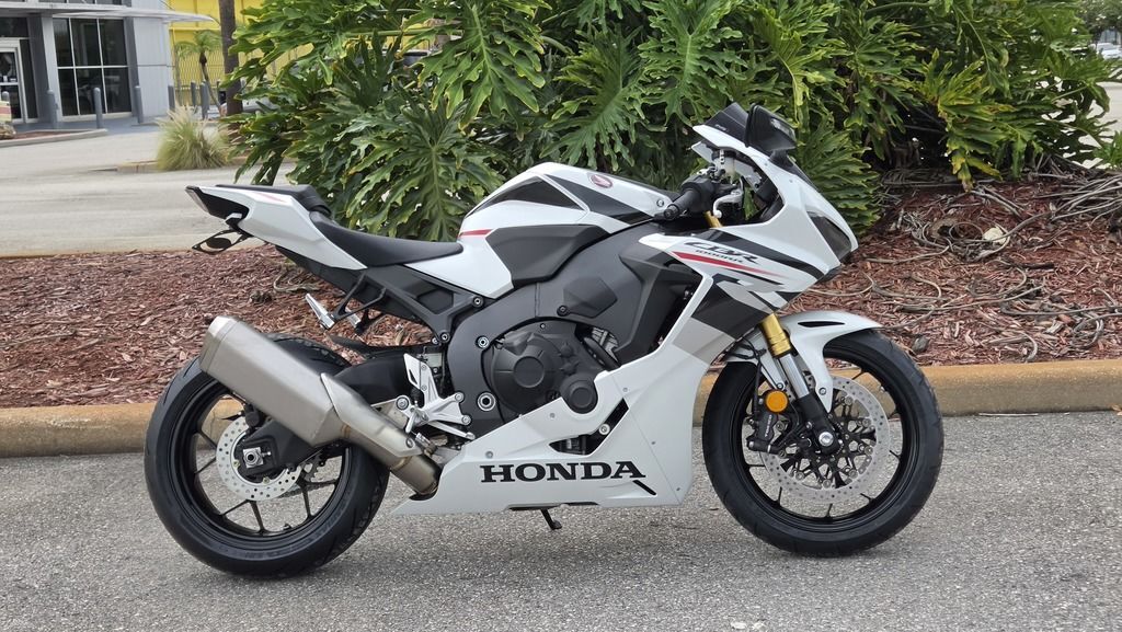 2027 Honda® CBR1000RR 1000RR in Lakeland, FL