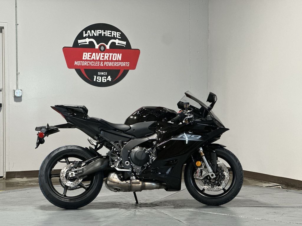 2027 Yamaha YZFR9VB R9 in Tigard, OR